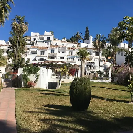 Holiday home Stunning 3 Bedroom With Sea Views